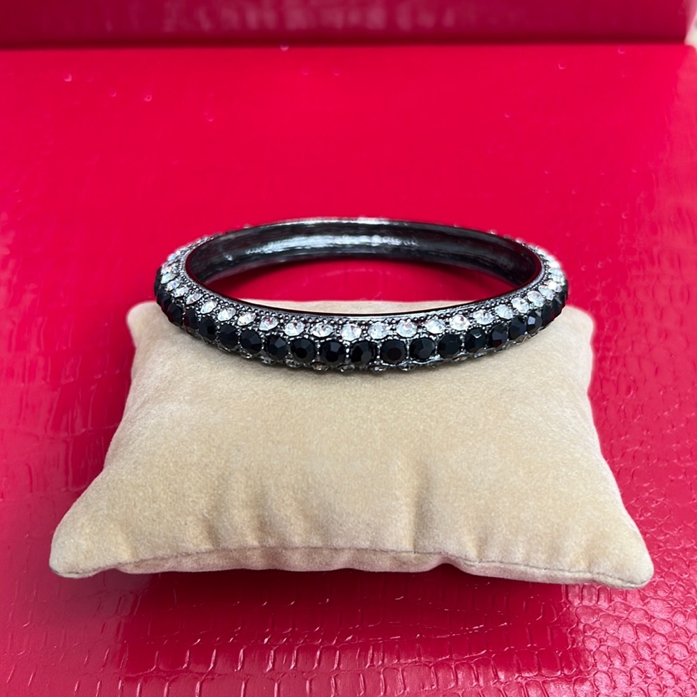 Bracelet with Silver and Black Crystals